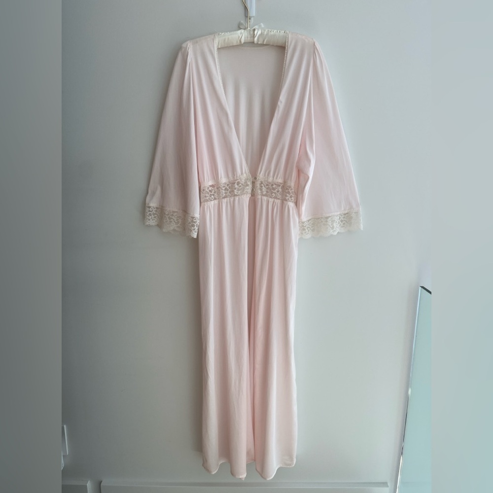 VINTAGE Pink Nylon Long Peignoir Robe Lace Trim Sheer V Neck Retro Loungewear